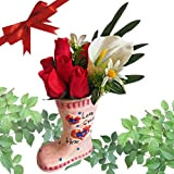 Idee Regalo - Giardino - Porta Vaso Stivale Rosa Ceramica 15cm + Bouquet Di Fiori Artificiali + Appendibile Cuore in ...